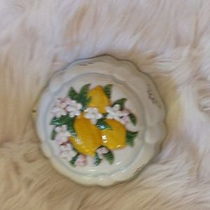 Lemon 🍋 wall art.